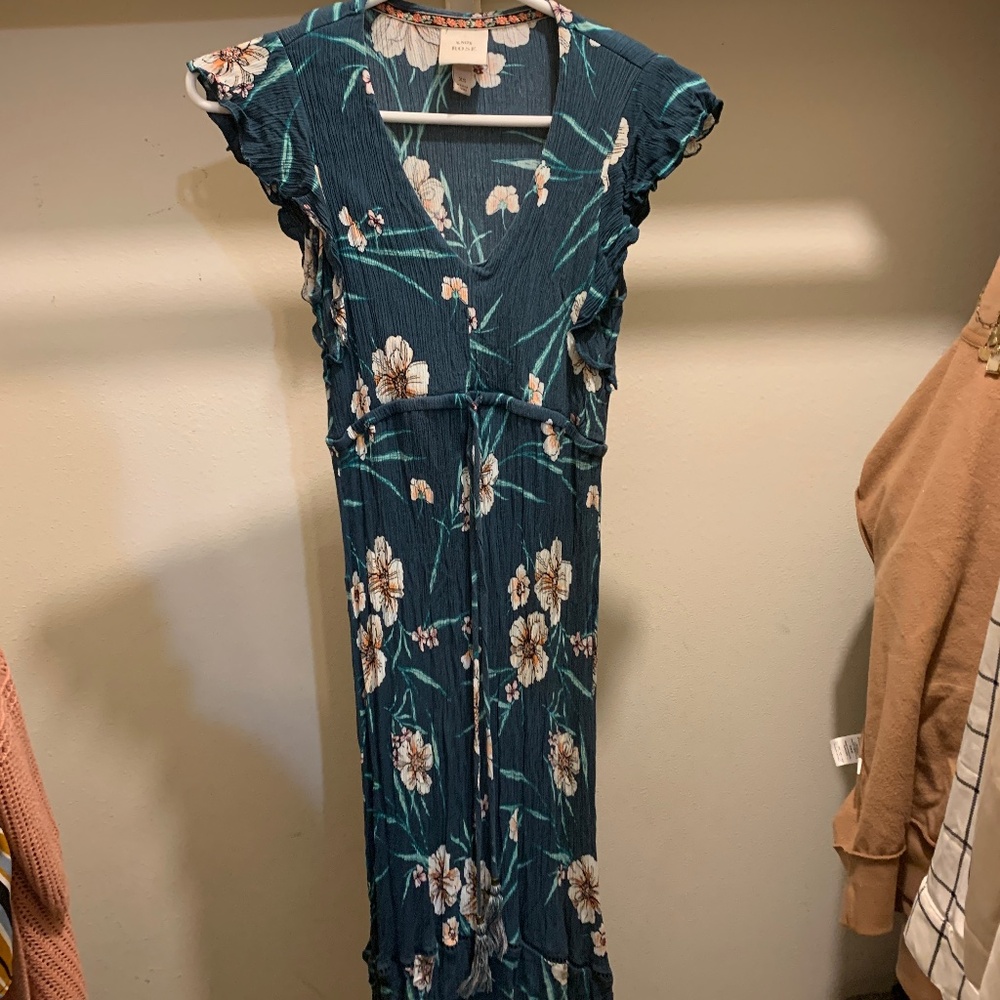 Flower dress long blue v neck with ties around waist frilly sleeve
